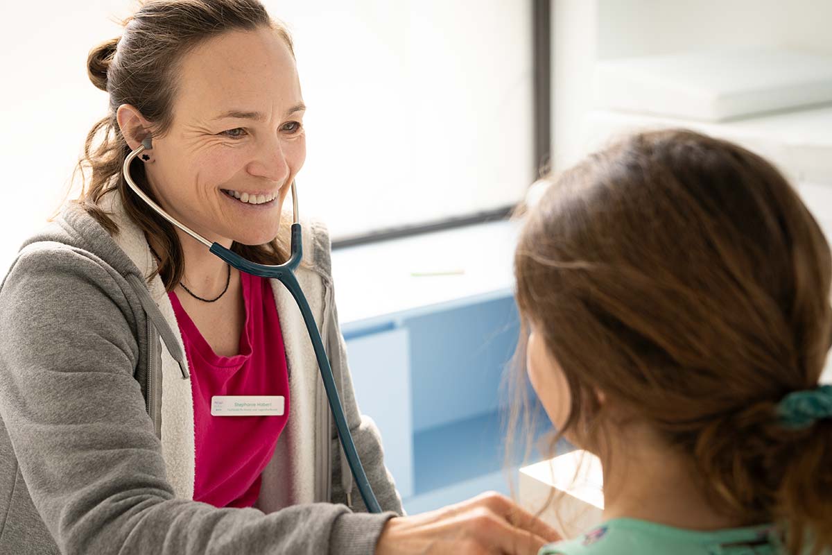 Jugendlichen-Untersuchung – beim Kinderarzt in Graz – Mini Maxi Med Jugendlichen-Untersuchung - beim Kinderarzt in Graz - Mini Maxi Med